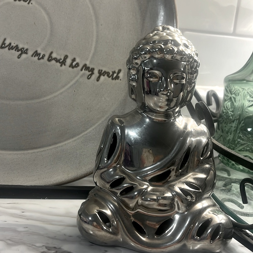 Silver Buddha decor/scent holder